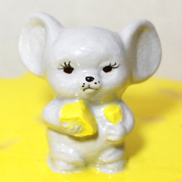 Vintage Hobbyest Piece Ceramic Cheese Wheel Cover With Plate Dining Decor - Picture 3 of 6